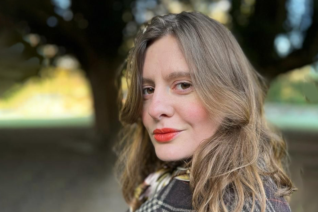 Lally Macbeth headshot